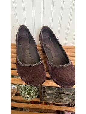 Brown Suede Crocs Womens Wedge Shoes With Rubber Soles Size 10